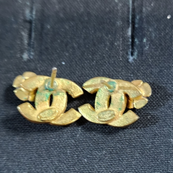 Bundke Chanel Pierce Earrings Bi-color & Rhinestone Interlocking C - Picture 2 of 2